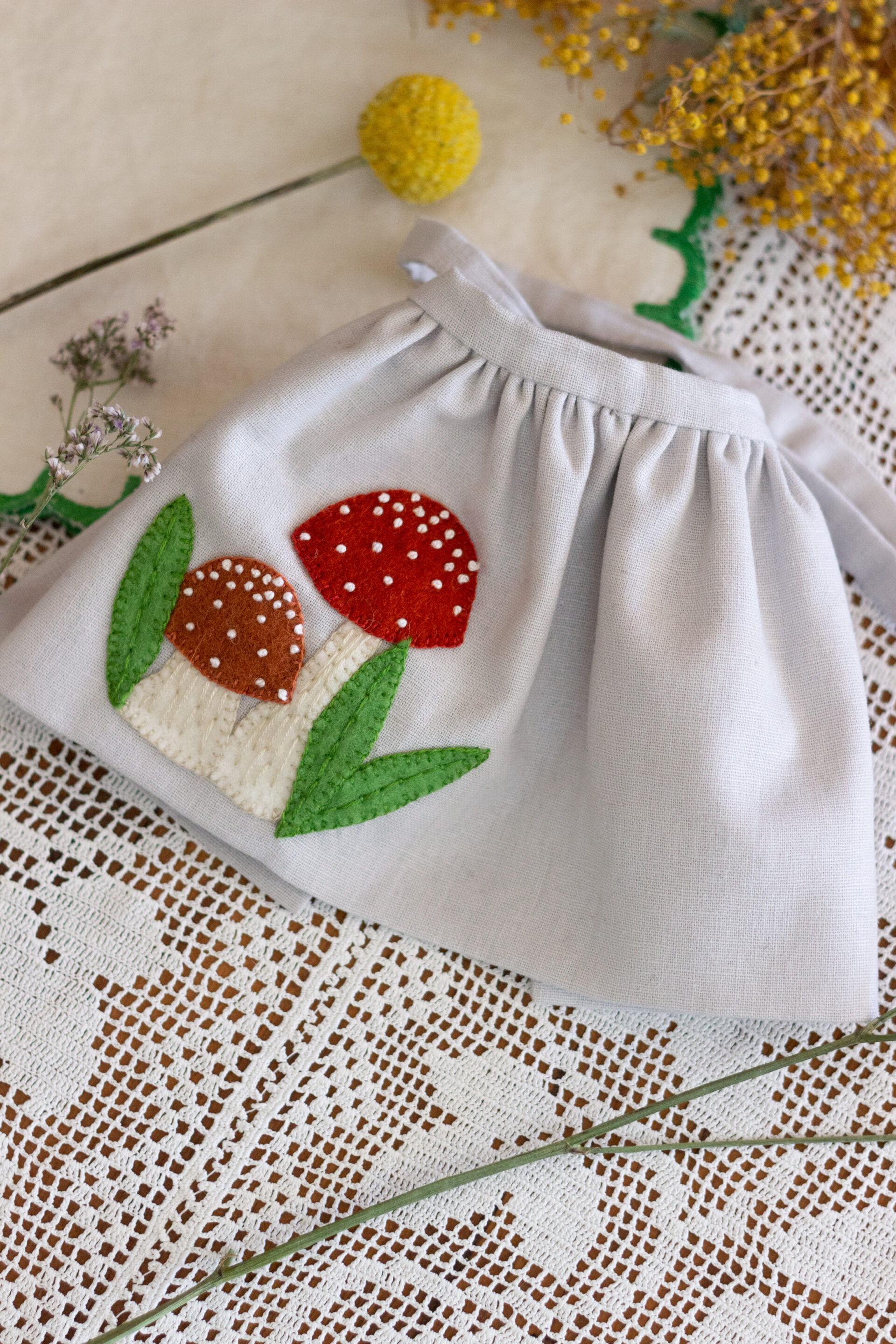 Hedgerow crafts hobby english books knitting Linen Dungarees with felt Rabbit store Appliqued